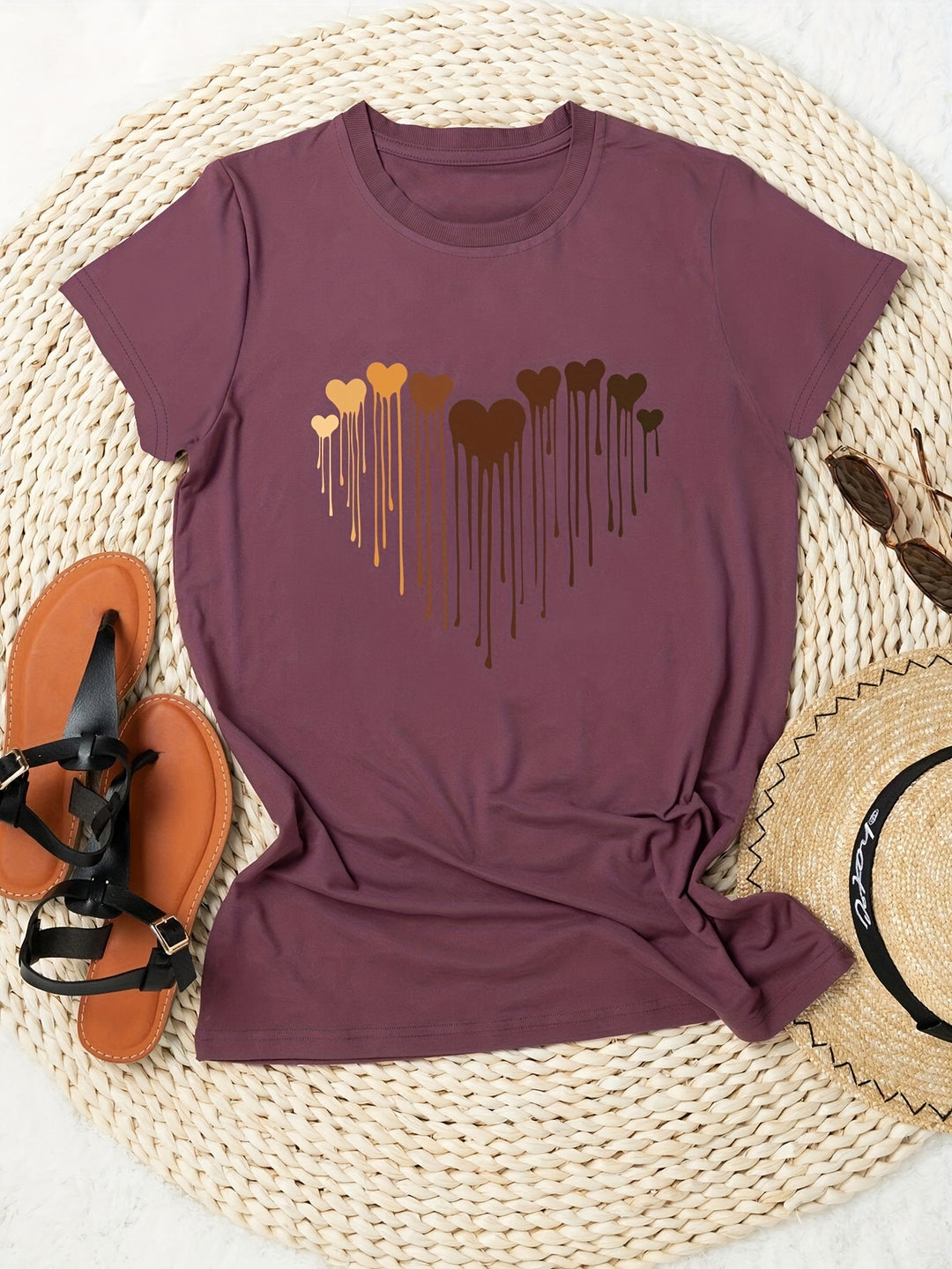 Plus Size Casual T-shirt, Women's Plus Love Heart Graphic T-shirts