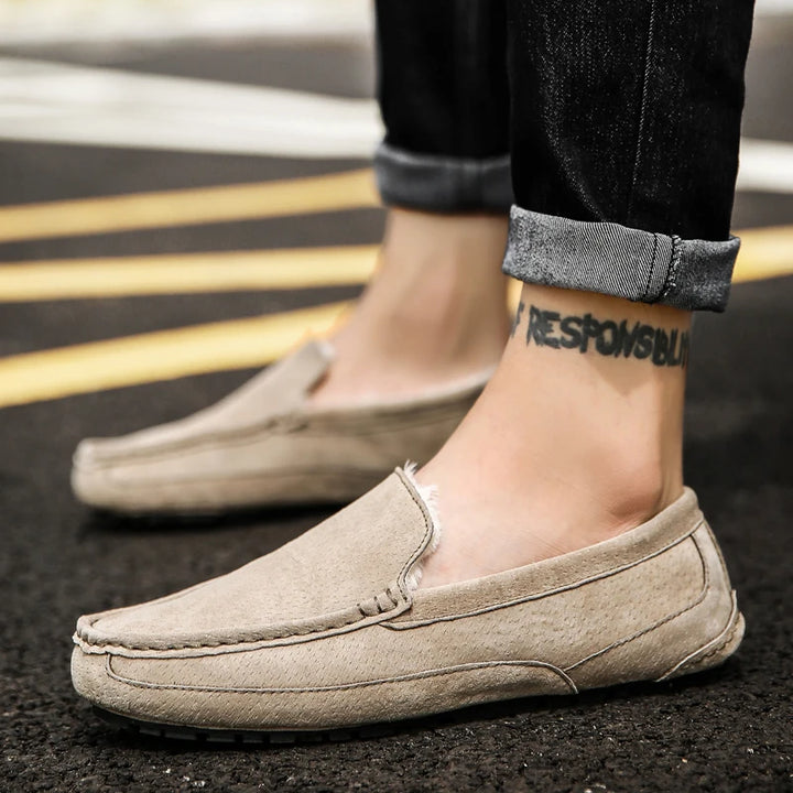 Mens Loafers Plush Suede Leather Driving Shoes Casual Brand Winter Warm Fur Man Moccasins Slip On Driving Loafer Male Boat Shoes