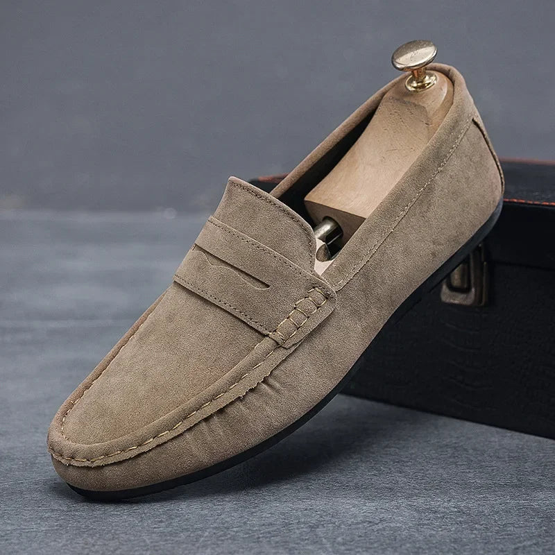 New Men's Loafers, Lightweight and Breathable Casual Shoes, Mens Flat Driving Shoes, Soft Sole Slip-on Business Shoes, Moccasins