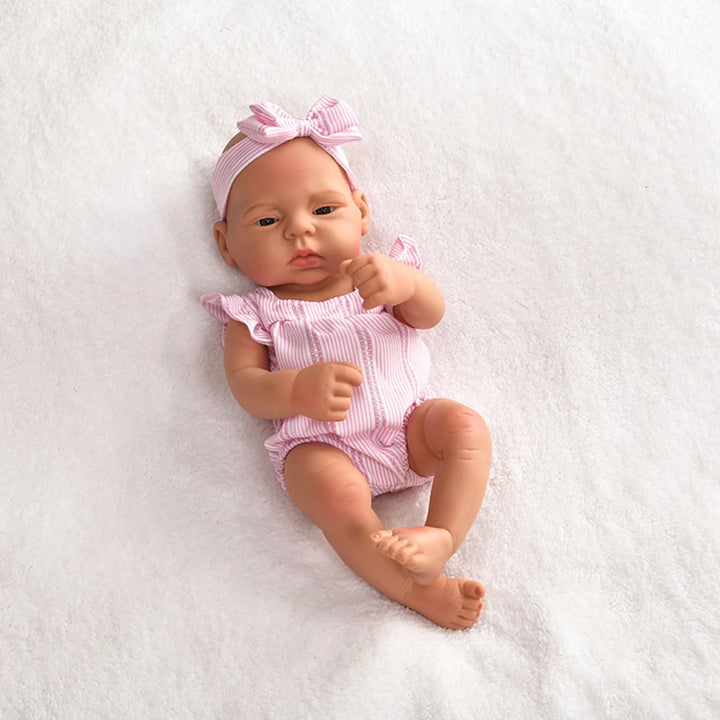 17-inch Lifelike Reborn Doll – Full Body Silicone Girl