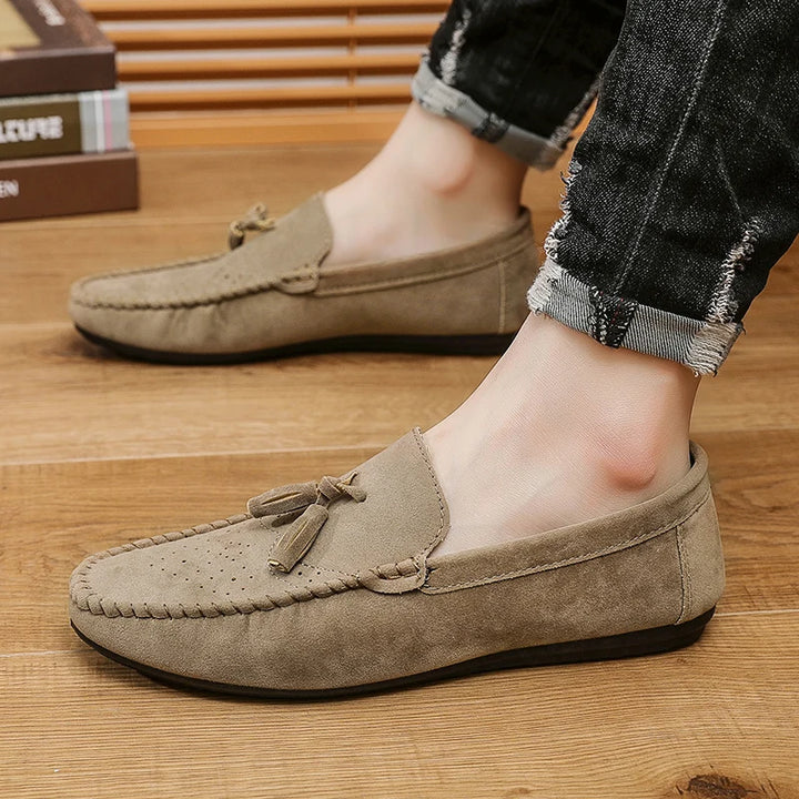 Fashion Men Casual Shoes Suede Breathable Comfort Slip-on Mens Driving Shoes Luxury Brand Men Loafers Mens Lazy Shoes Moccasins