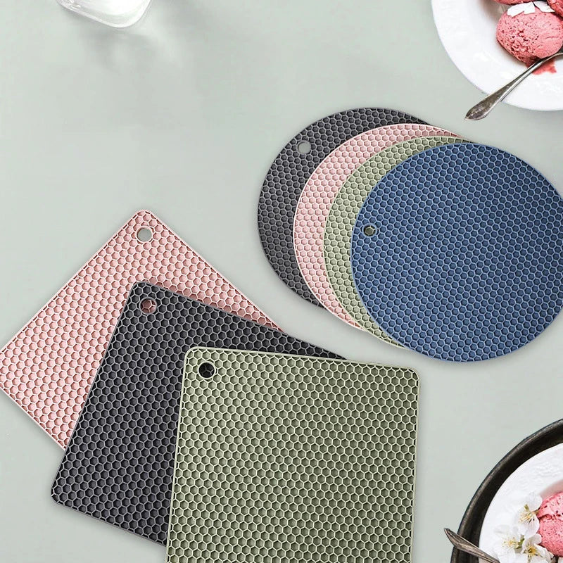 Heat Resistant Silicone Mats – Coasters & Pot Holders