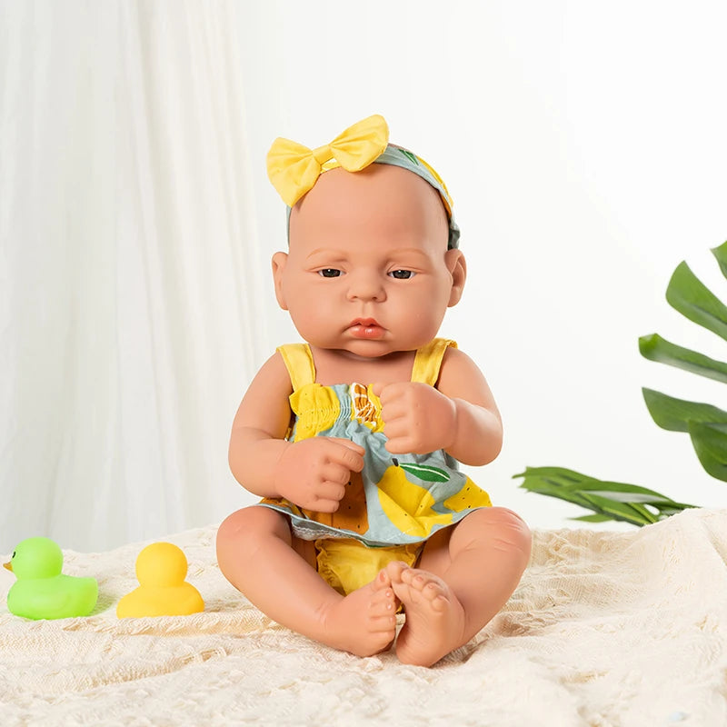 17-inch Lifelike Reborn Doll – Full Body Silicone Girl