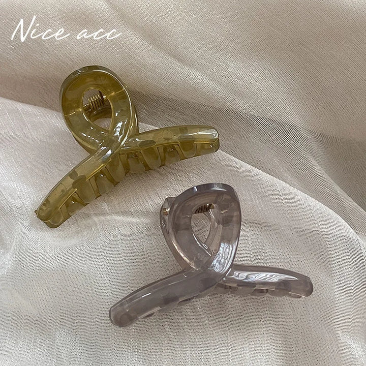 Mini Claw Clips – Semi Transparent