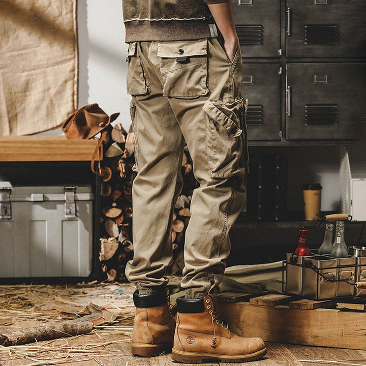 American Cargo Pants – Trendy Urban Outdoor Style