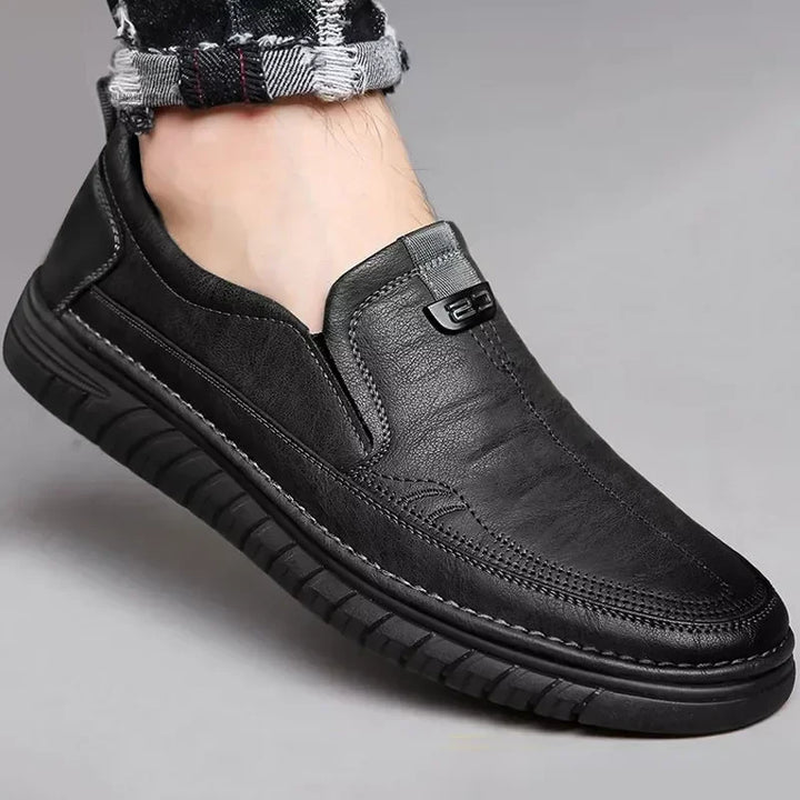 Men Shoes Genuine Leather Slip on Casual Flats Breathable Non Slip Driving Loafers Comfortable Walking