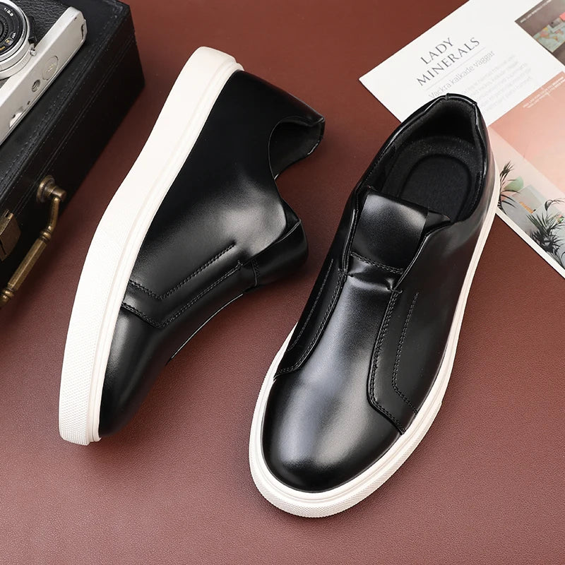 Fashion Men's Skateboard Shoes Sneakers Men Casual Slip-on Leather Shoes Loafers Mens Outdoor Driving Flats