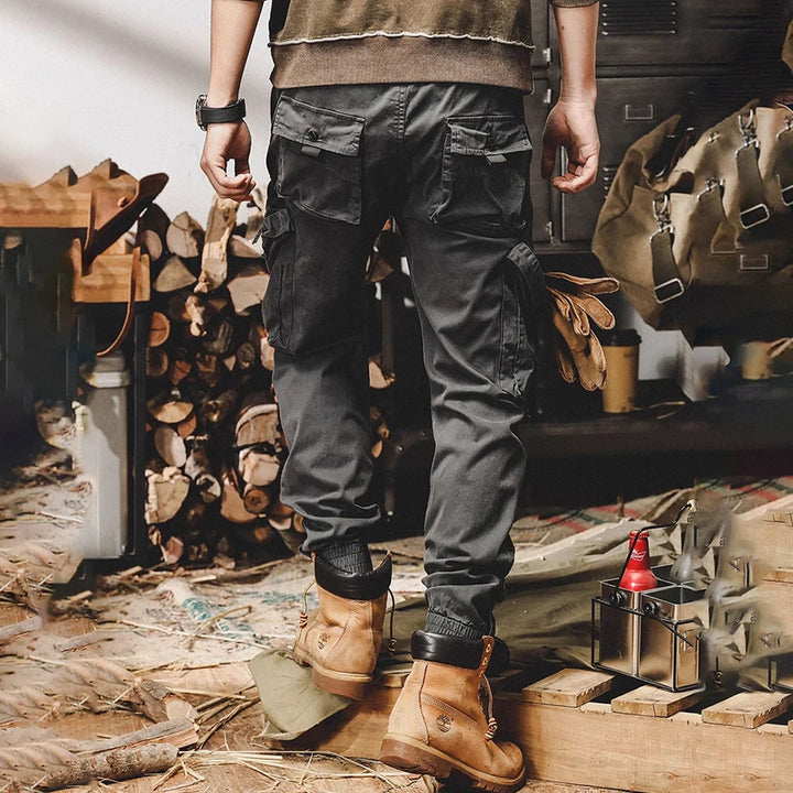 American Cargo Pants – Trendy Urban Outdoor Style