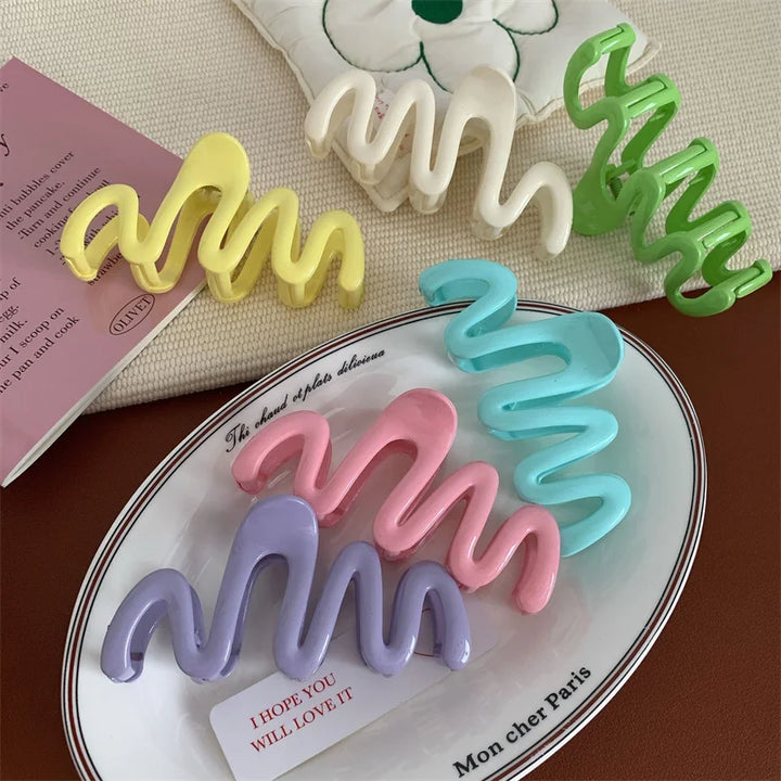 Wave Crab Claw Clips Women Korean Plastic Shark Hair Clips Geometry High Ponytail Barrette Hairpin Girl Hair Accessories