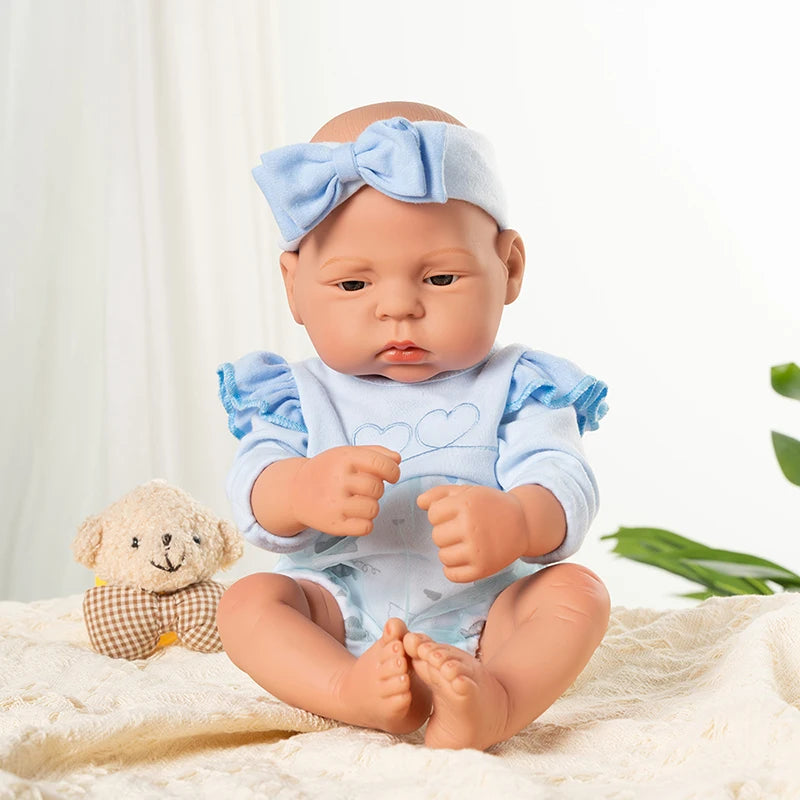 17-inch Lifelike Reborn Doll – Full Body Silicone Girl