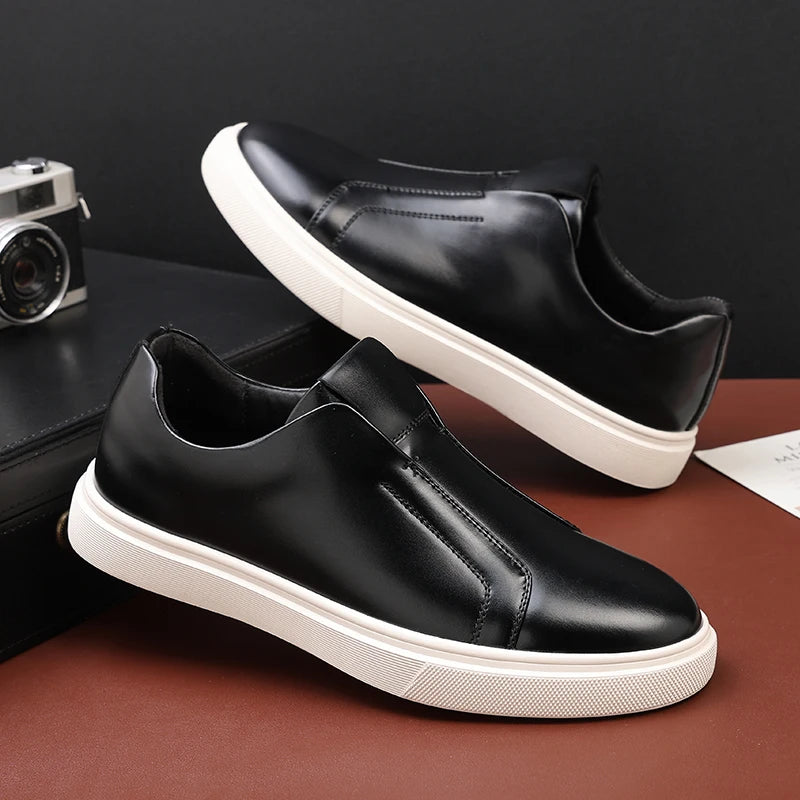 Fashion Men's Skateboard Shoes Sneakers Men Casual Slip-on Leather Shoes Loafers Mens Outdoor Driving Flats