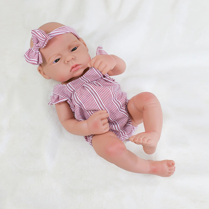 17-inch Lifelike Reborn Doll – Full Body Silicone Girl