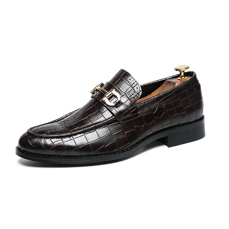 Designer Metal Buckle Loafers Men's Business Dress Fashion Casual Black Patent Leather Pointed-Toe Shoes Men's Loafers Slip-On