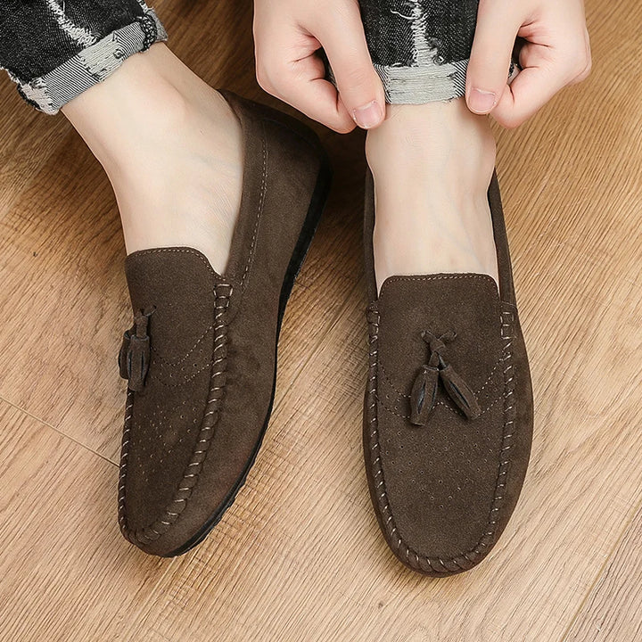 Fashion Men Casual Shoes Suede Breathable Comfort Slip-on Mens Driving Shoes Luxury Brand Men Loafers Mens Lazy Shoes Moccasins