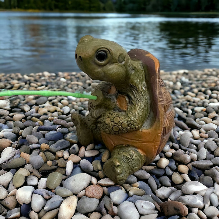 Creative Rope Fishing Turtle Statue Cute Simulation Turtle Resin Figurine Animal Sculpture Ornament Outdoor Home Garden Decor