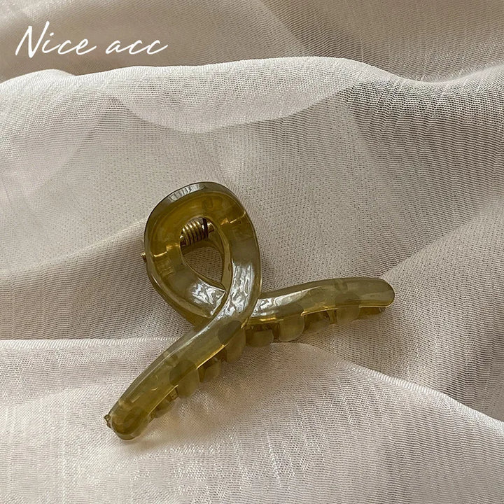 Mini Claw Clips – Semi Transparent