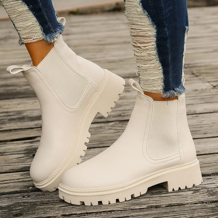 New Autumn Winter Chelsea Boots Women Platform Brown Black Beige White Ankle Boots For Women Fur Short Chunky Punk Gothic Shoes