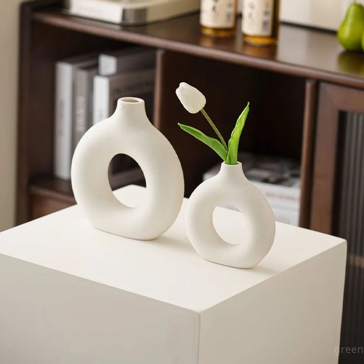 Nordic Plastic Flower Vase – Stylish Home & Wedding Decor