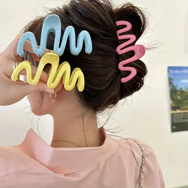 Wave Crab Claw Clips Women Korean Plastic Shark Hair Clips Geometry High Ponytail Barrette Hairpin Girl Hair Accessories