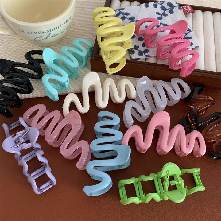 Wave Crab Claw Clips Women Korean Plastic Shark Hair Clips Geometry High Ponytail Barrette Hairpin Girl Hair Accessories