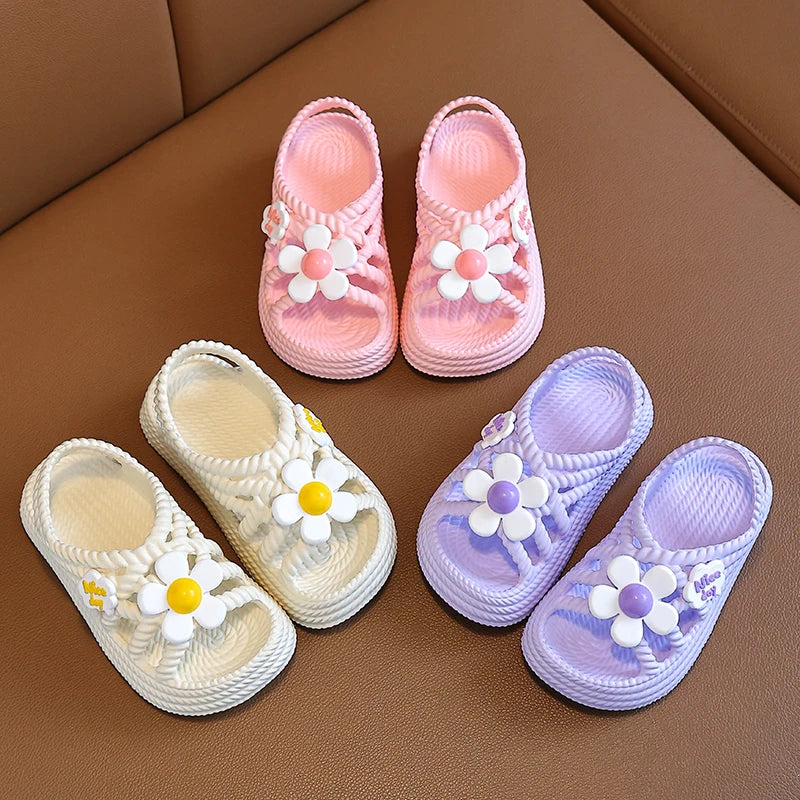 New Summer Aged 2-8 Children Slippers Flower Pattern Lithe Comfort Sandal For Girls Non-slip Seabeach Flip Flops Home Kids Shoes