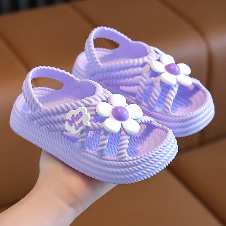 New Summer Aged 2-8 Children Slippers Flower Pattern Lithe Comfort Sandal For Girls Non-slip Seabeach Flip Flops Home Kids Shoes