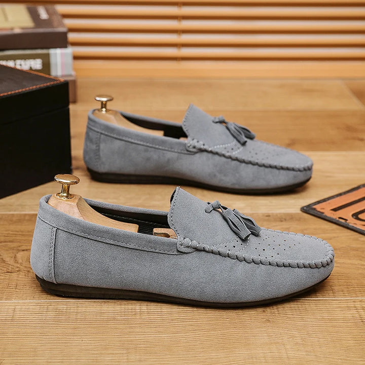 Fashion Men Casual Shoes Suede Breathable Comfort Slip-on Mens Driving Shoes Luxury Brand Men Loafers Mens Lazy Shoes Moccasins