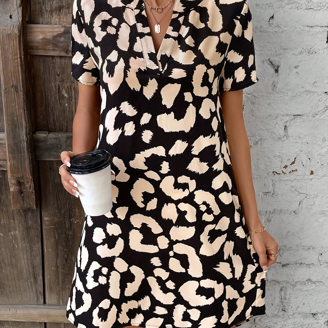 Allover Print V Neck Dress – Casual Short Sleeve