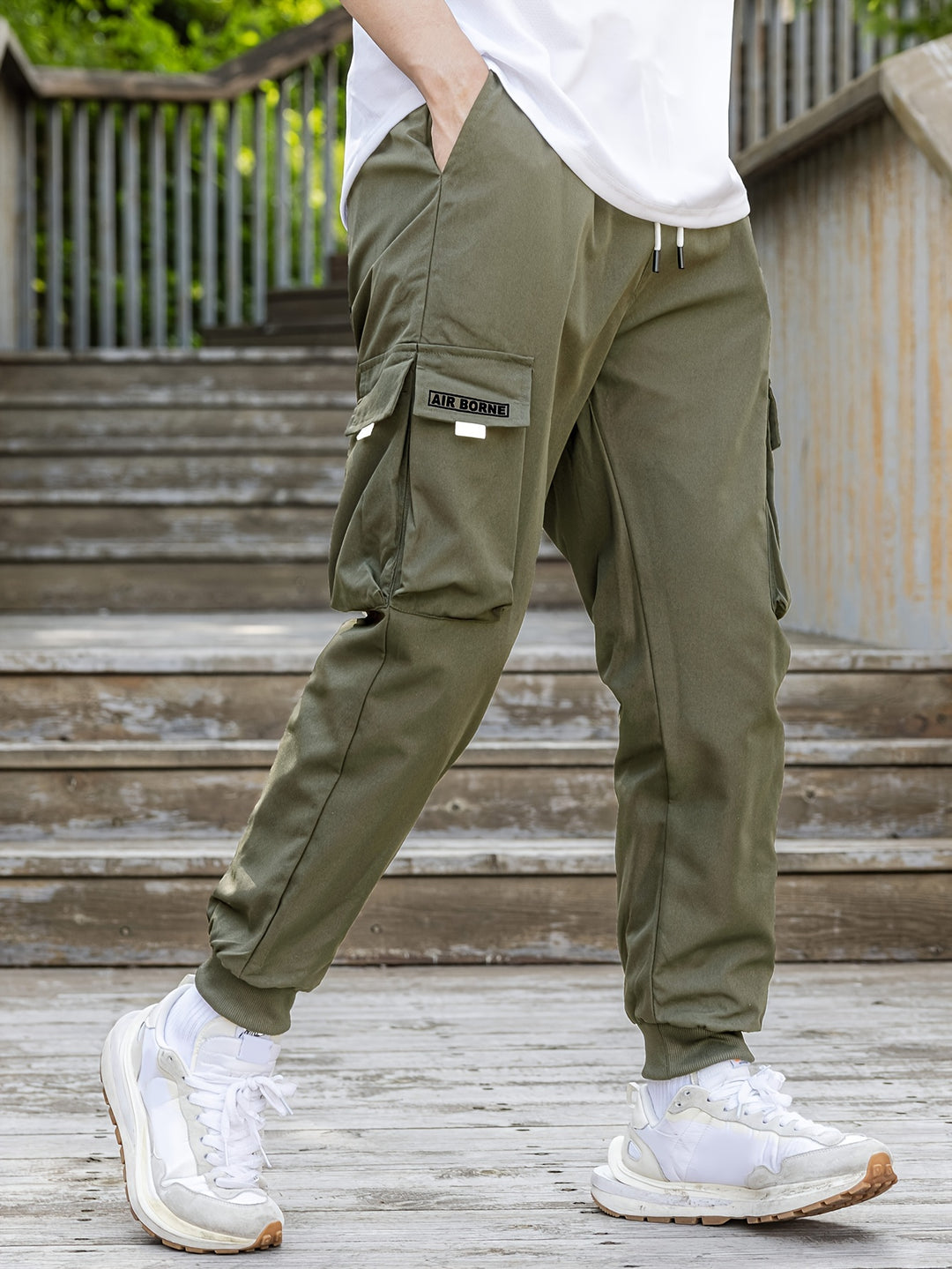 Loose Men's Comfy Cargo Pants With Flap Pockets, Drawstring Jogger Pants