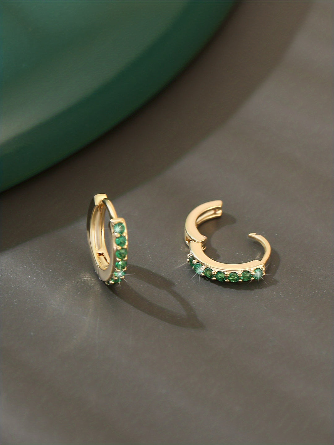 Fashionable Green Zirconium Earrings – Hip-Hop Style